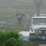 020 Aprovechando la lluvia para lavar el carro